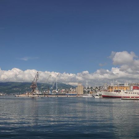 Residence Inn Rijeka Luaran gambar